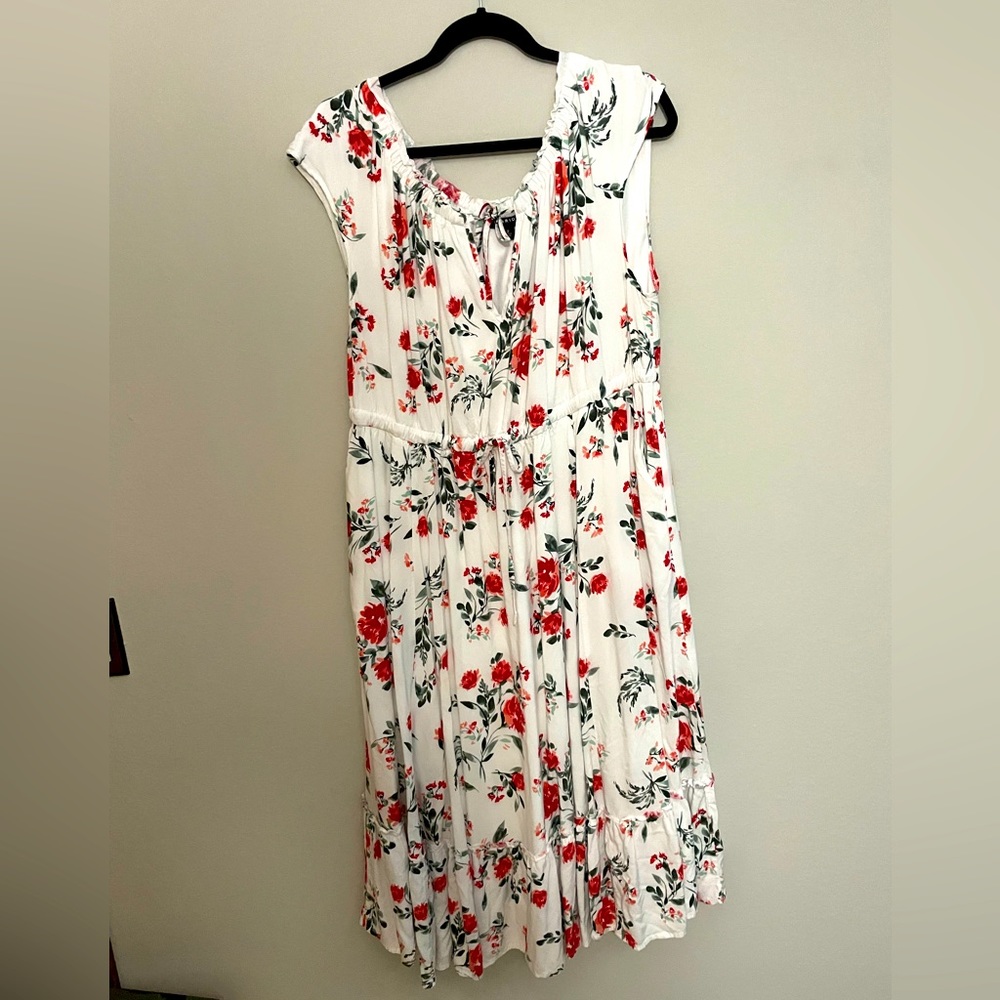 Torrid size 2 white dress with pockets